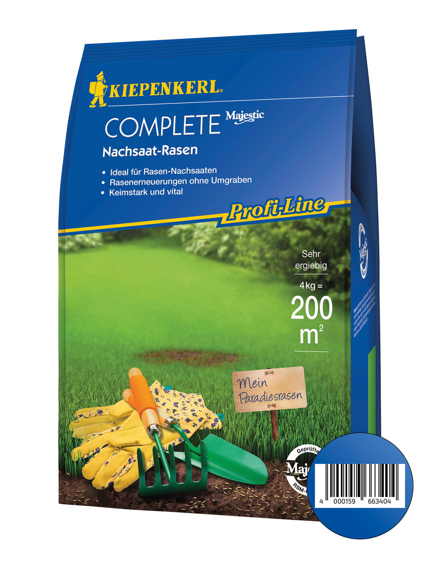 Buch mit Gartenwerkzeugen, Handschuhen und einem Schild mit Aufschrift Mein Paradiesrasen, vor grünem Rasen.