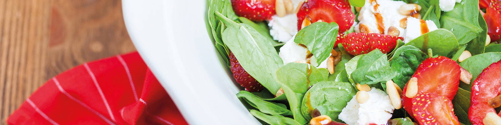 Rezepte - Babyspinat-Salat mit Erdbeeren und Feta