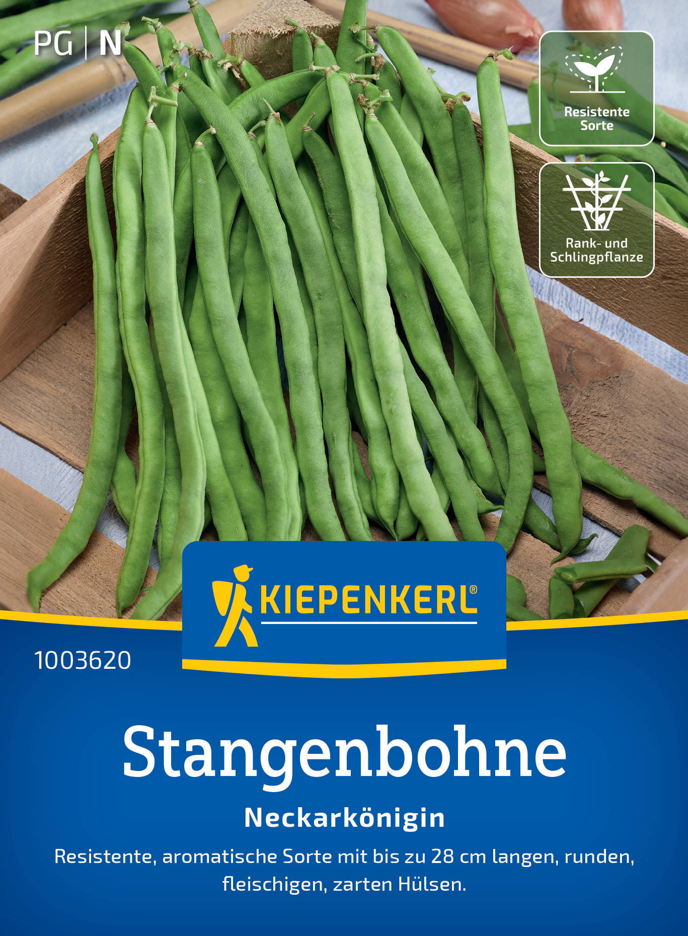 Grüne Stangenbohnen liegen auf einem Holztablett, Verpackung mit Logo und Produktinformationen.