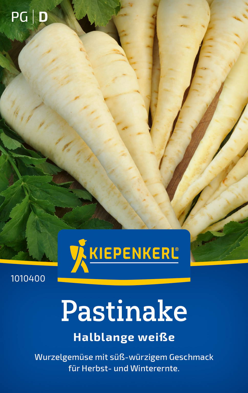 Weiße Pastinaken mit grünen Blättern.